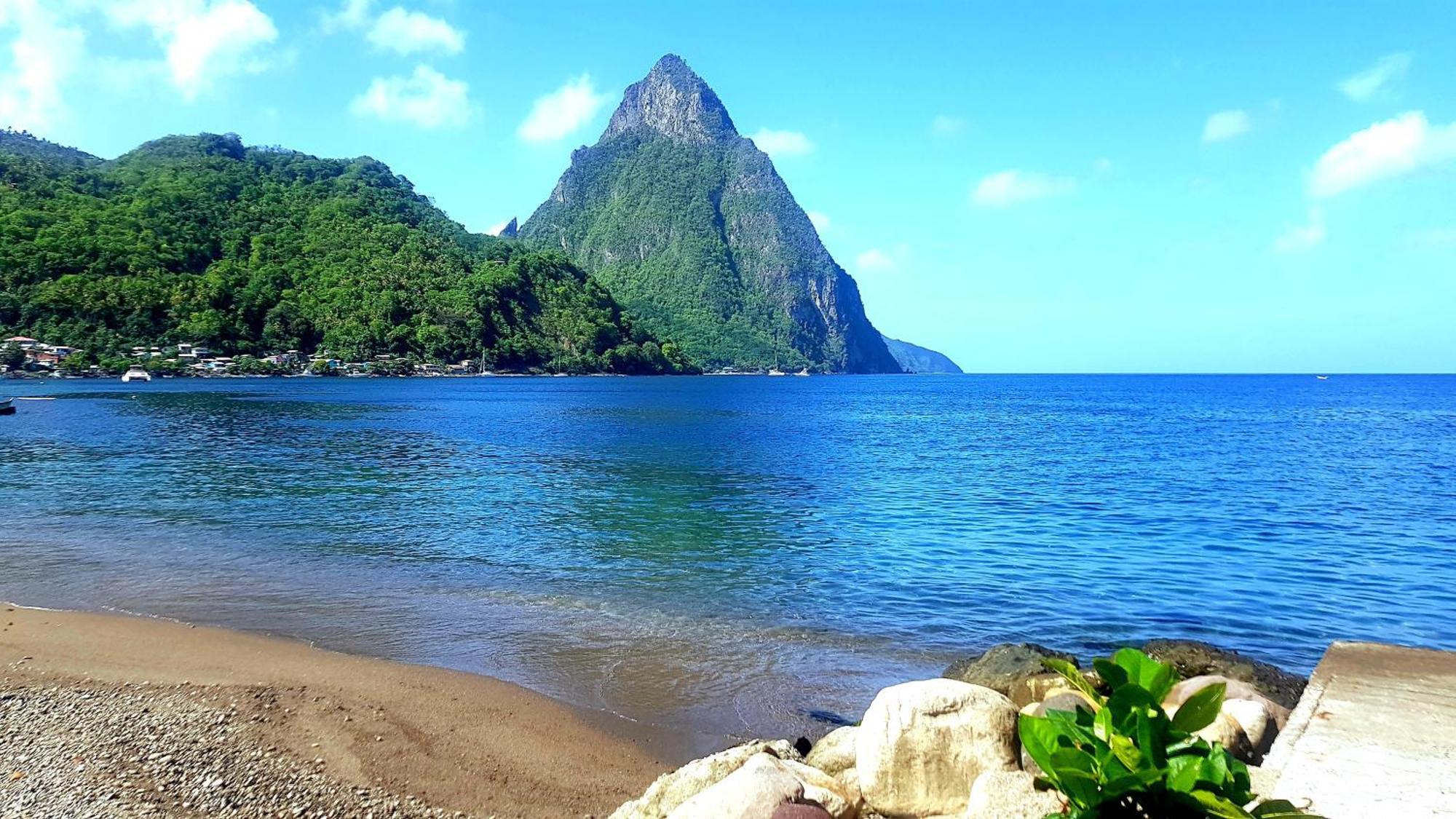 The Suite Spot Apartment - Private Paradise Stay Soufrière Exterior foto